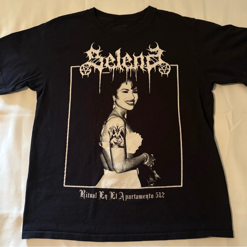Selena unisex T-Shirt Ritual En El Apartamento 512Graphic Tee Black size S/M